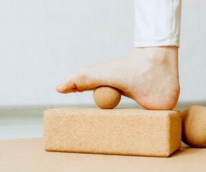 Advertising (35) Advertising (35)